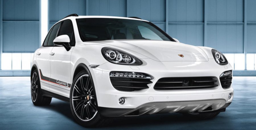 SAMOTO ARAÇ KİRALAMA'DAN PORSCHE CAYENNE DİZEL