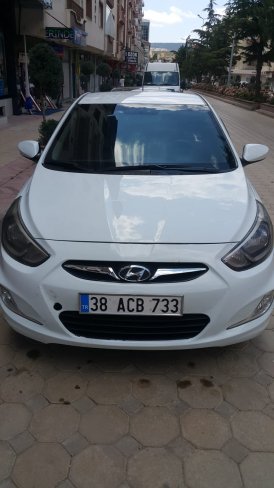 Hyundai Accent Blue