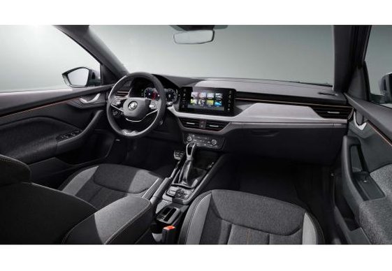 Skoda Scala ( ) Benzin Otomatik