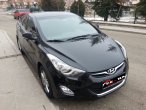 Hyundai - Elantra  